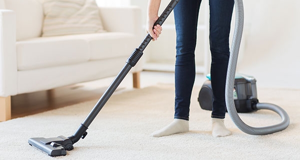 Basic Rug Cleaning and Maintenance Tips for Homeowners